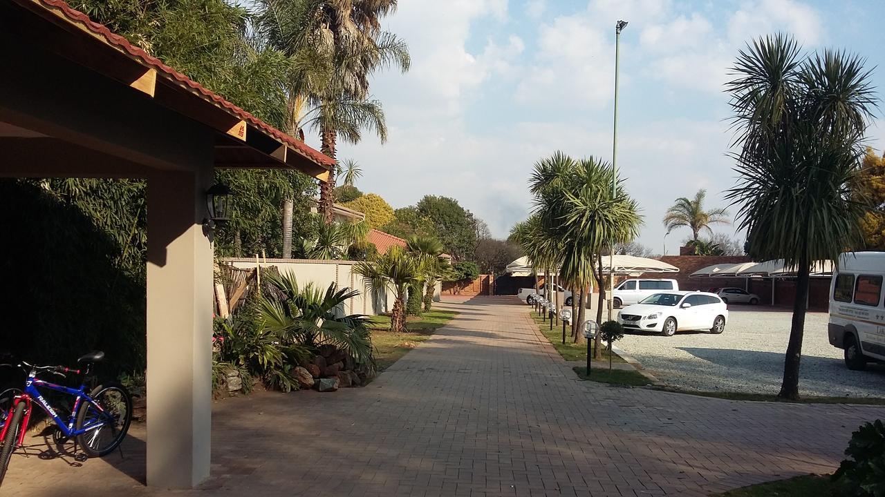 Airport Gardens Boutique Hotel Boksburg Exterior foto